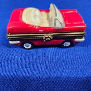 Vintage Porcelain Hinged Midwest Cannon Hinged Trinket Box